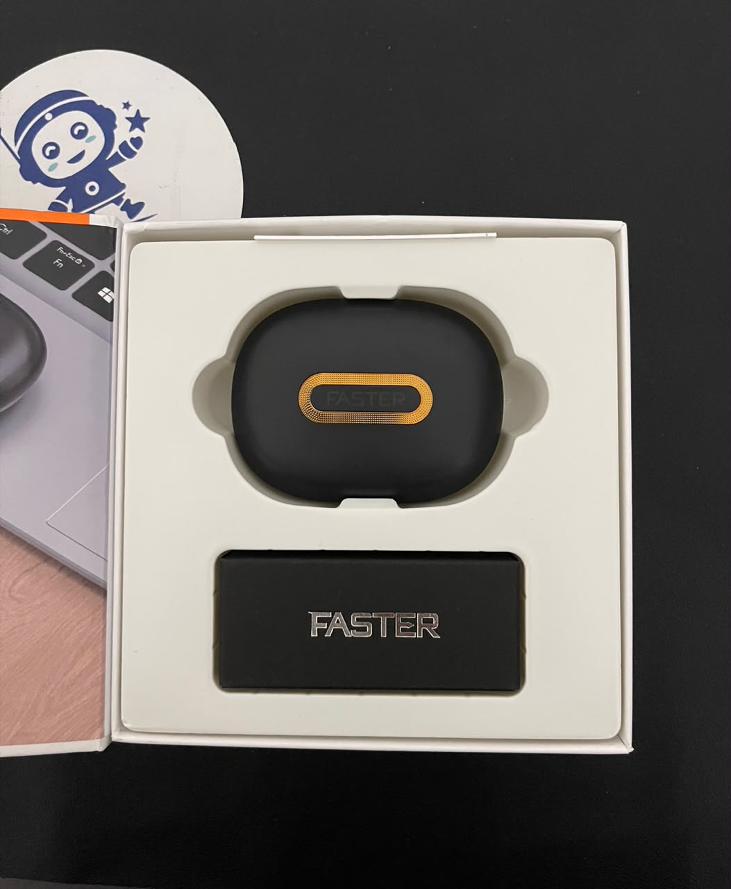 Airpods Faster  with mirror